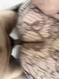 短发离异少妇我的最爱 暴力后入